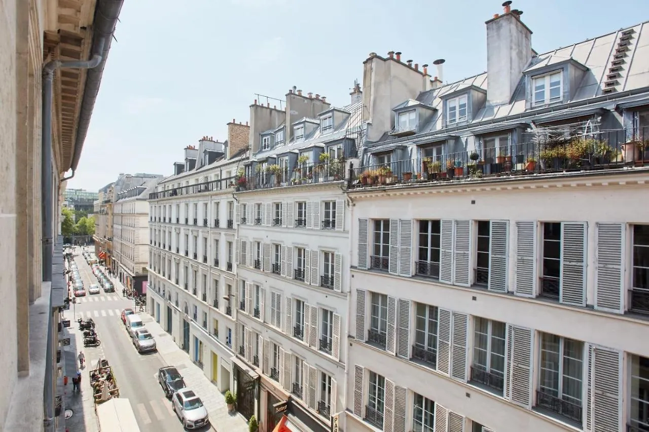 Place Vendome And Madeleine City Apartment Paris
