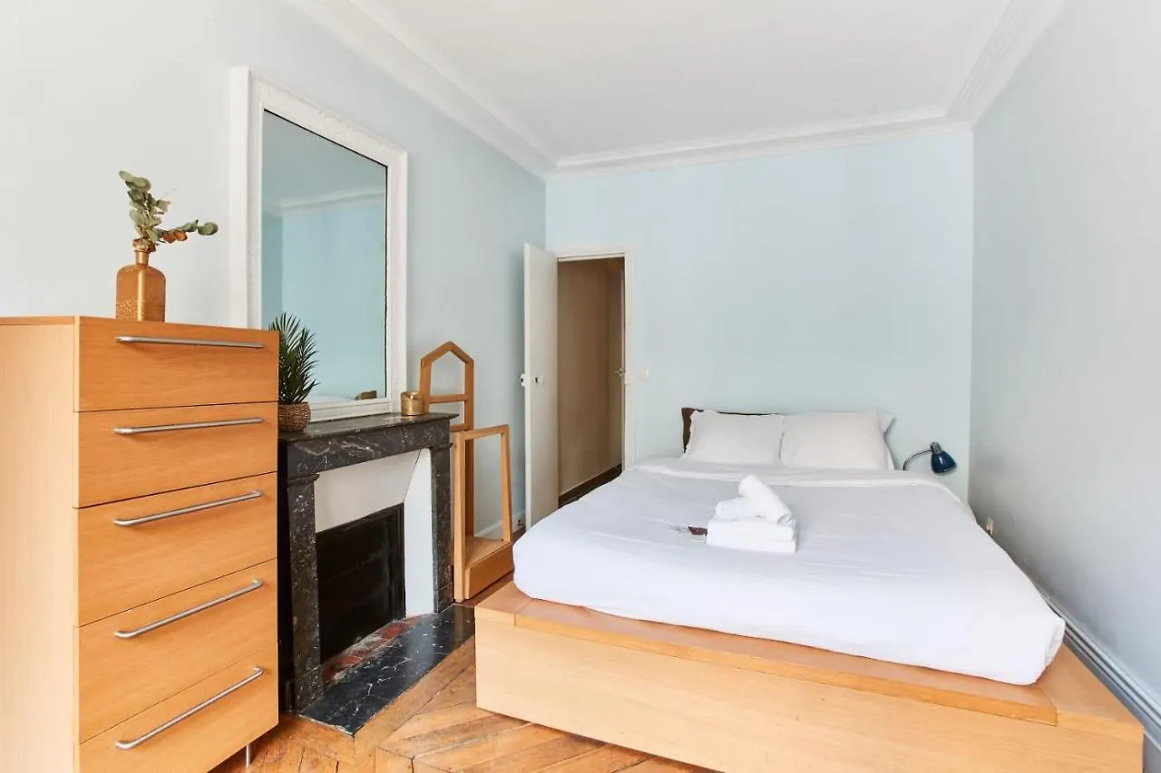 Place Vendome And Madeleine City Apartment Paris France